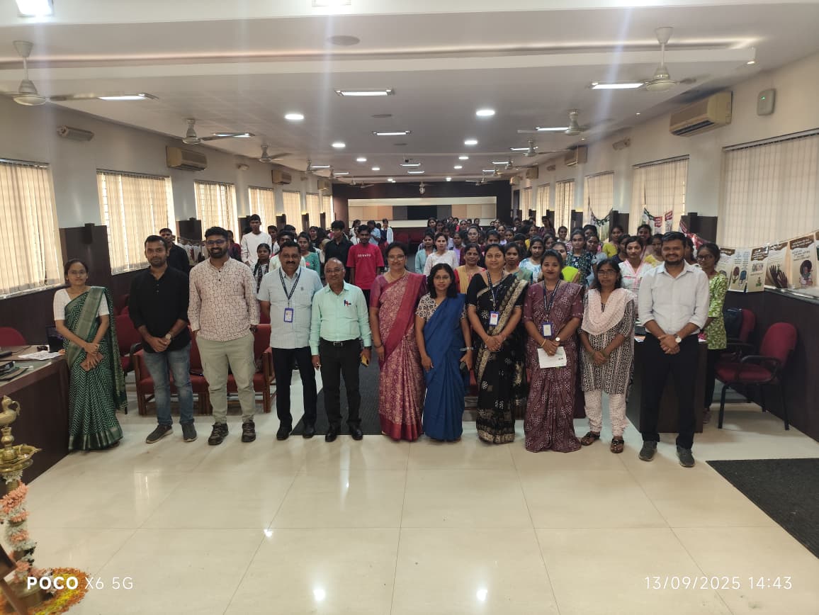 Group photo — organising team and resource persons