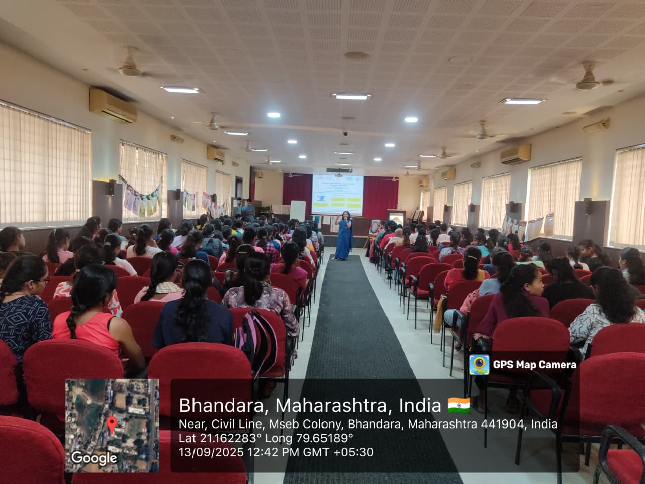 Packed workshop hall — participants at Bhandara, Sep 2025